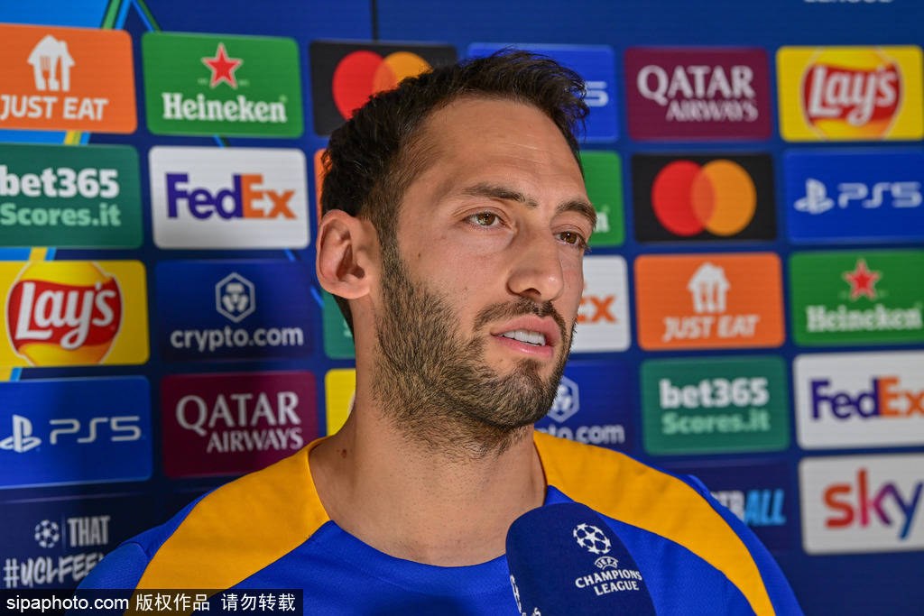 欧冠决赛魔咒再临！恰尔汗奥卢能否率土耳其足球逆天改命？