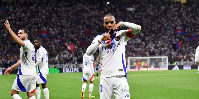 鲁能少帅成功邀请18岁五大联赛锋霸转会，曾德甲梅开二度